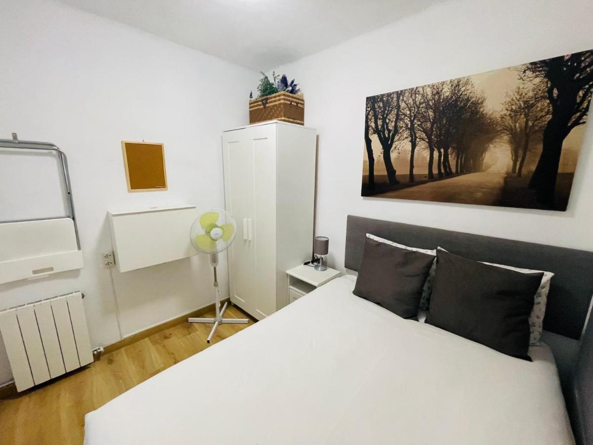 Beach Apartment Barca 6 圣阿德里安-德贝索斯 外观 照片
