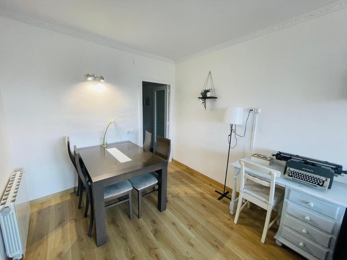 Beach Apartment Barca 6 圣阿德里安-德贝索斯 外观 照片